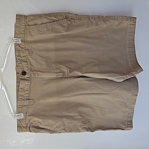 Men's Magellan shorts. Tan. Size 33